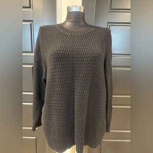 Old Navy Women's Black Crew Neck Sweater